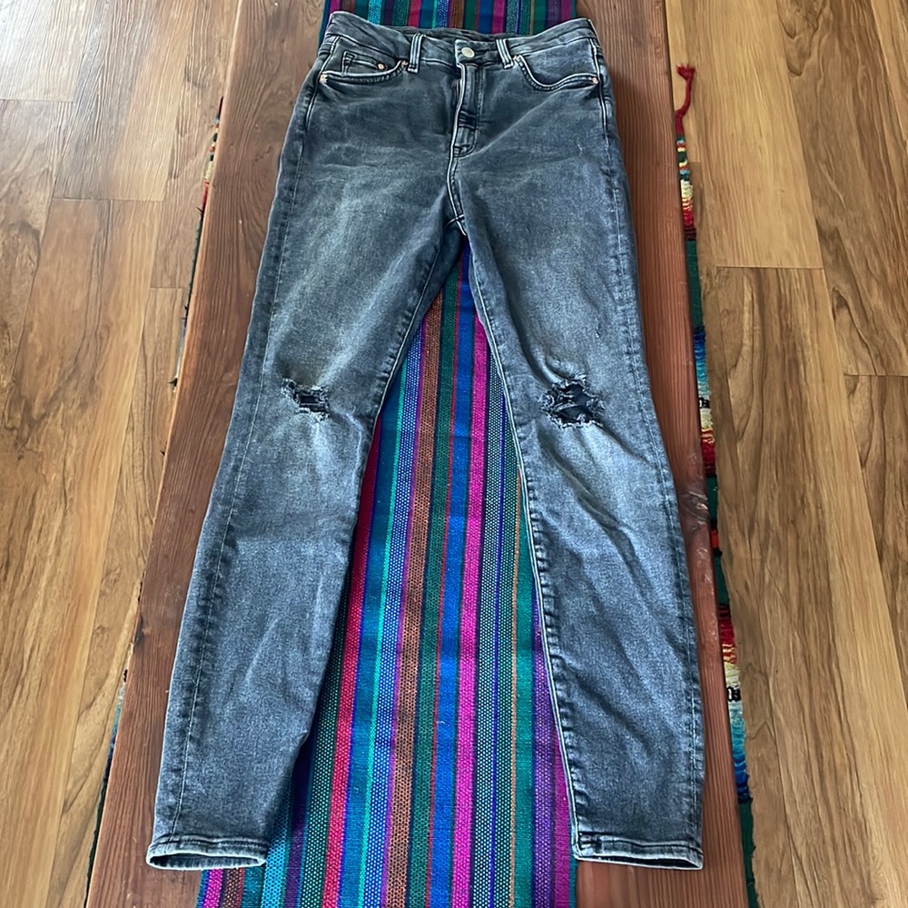 H&M gray skinny jeans